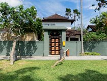 Shanti Estate Seminyak