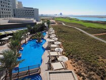 Radisson Blu Hotel Abu Dhabi Yas Island