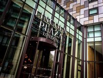 Lincoln Plaza London, Curio Collection by Hilton
