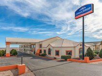 Howard Johnson Holbrook