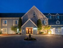 Baymont Inn & Suites Mequon Milwaukee Area