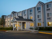 Baymont Inn & Suites by Wyndham Anchorage Airport