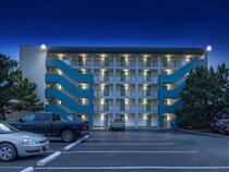 Best Western Holiday Sands Inn & Suites