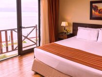Xelena Hotel & Suites