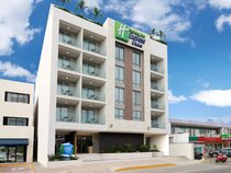 Holiday Inn Express & Suites Playa Del Carmen