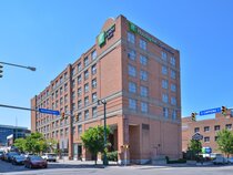 Holiday Inn Express & Suites Buffalo Downtown