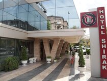 Hotel Shirak
