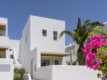 Mr & Mrs White Paros Suites & More