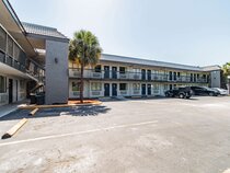 Motel 6 Tampa
