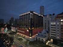 Pullman Singapore Hill Street