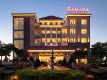 Ramada by Wyndham Varanasi Katesar