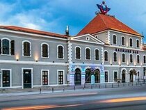Emen’s Hotel