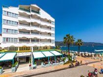 Honeymoon Beach Hotel