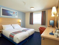 Travelodge Reading M4 Westbound