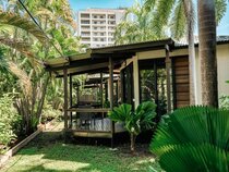 Palms City Resort