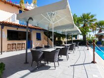 Vanas Apartments