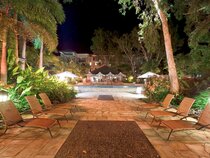 Pullman Palm Cove Sea Temple Resort and Spa Hotel