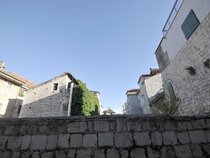 Palace Central Square