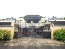 Oyo 2737 D'Kost