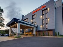 Hampton Inn Birmingham Colonnade
