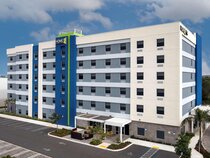 Home2 Suites by Hilton Miami Doral West Airport