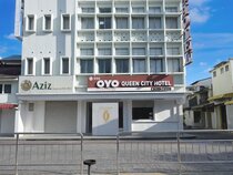 Queen City Hotel by OYO Rooms