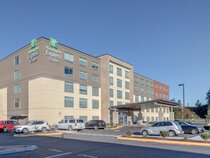 Holiday Inn Express & Suites Auburn Downtown