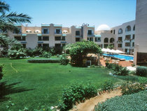 New La Perla Hotel