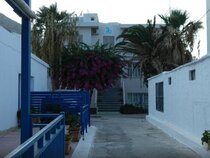 Kamari Blu Boutique Hotel