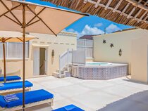 Medina Palms