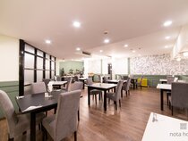 Hotel SAHAT