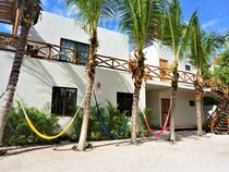 La Puerta Azul Beachfront Adults Only