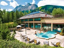 Pomeroy Kananaskis Mountain Lodge