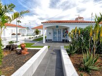 Bungalows Adonis