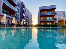 Green Hills Suites