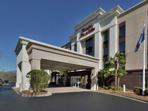 Hampton Inn & Suites Clinton