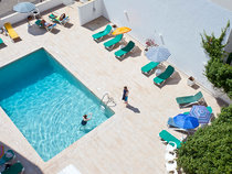 Hotel Galaxia