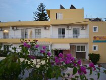 Kremasti Memories Hotel-Studios-Apartments