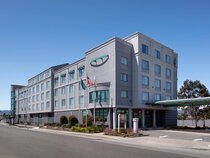 Four Points by Sheraton Hotel & Suites San Francisco Airport