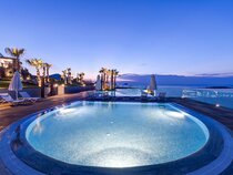 Red Rock Hotel And Suites By Selvese