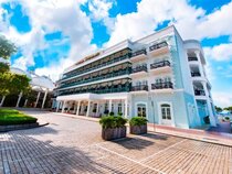 Rocks Hotel