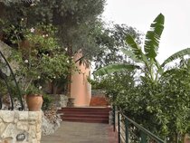 Kastellos Village