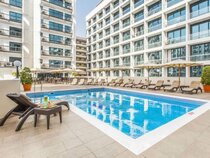 Golden Sands 10