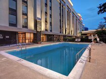 Hampton Inn & Suites Alexandria Old Town Area South
