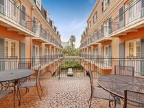 Dauphine Orleans Hotel