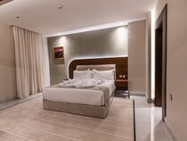 Tura Hotel