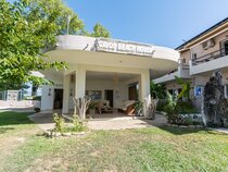 Cavos Beach House