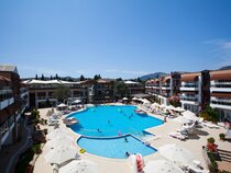 Risa Hotel