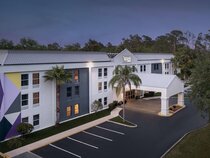 Spark by Hilton Tampa Brandon
