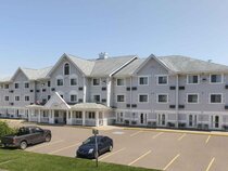 Travelodge Suites Moncton
